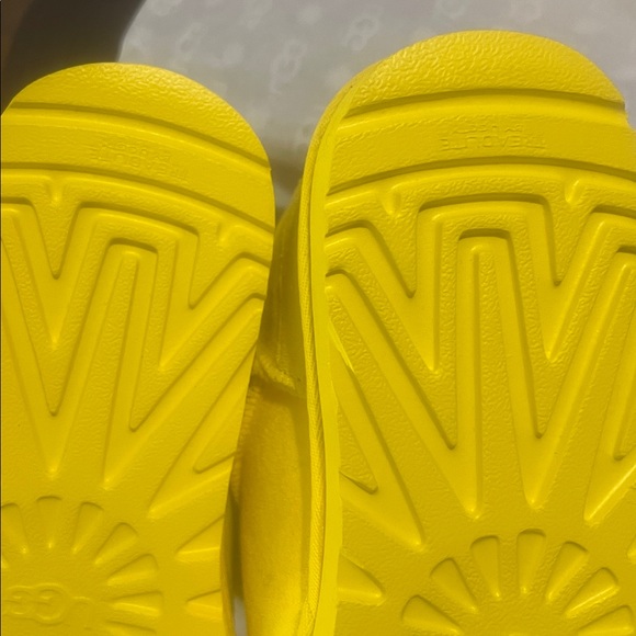 UGG Classic Ultra Mini in Canary Yellow - Picture 8 of 9